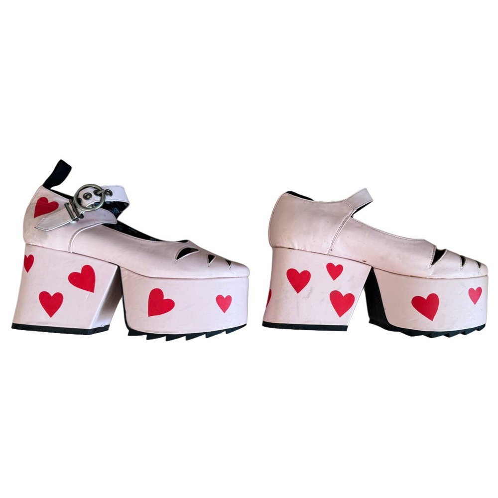 La Moda light pink and red heart platform heels
